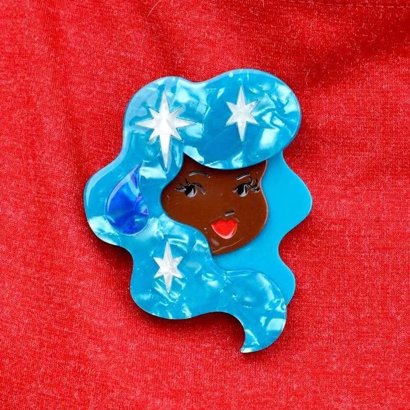 Aquarius the Accepting Brooch