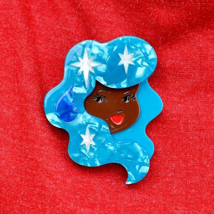 Aquarius the Accepting Brooch