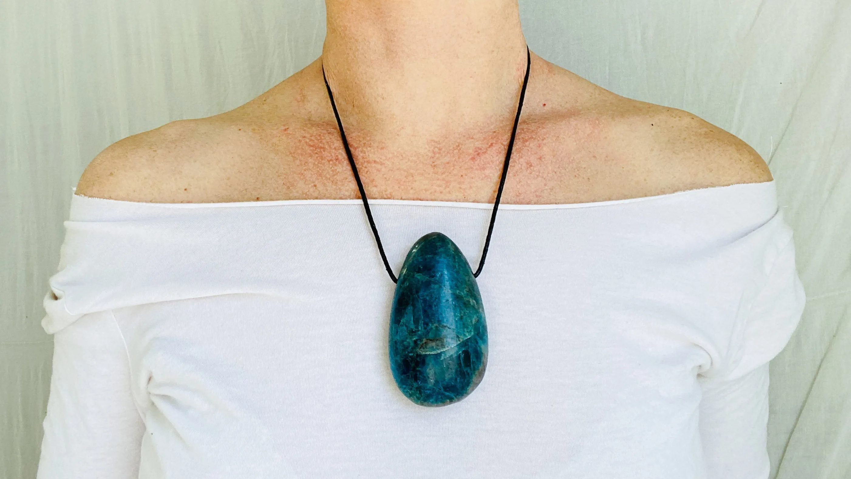 Blue Apatite and Silver Pendant Necklace.
