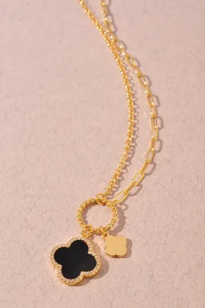 Clover Pendant Necklace/ Black