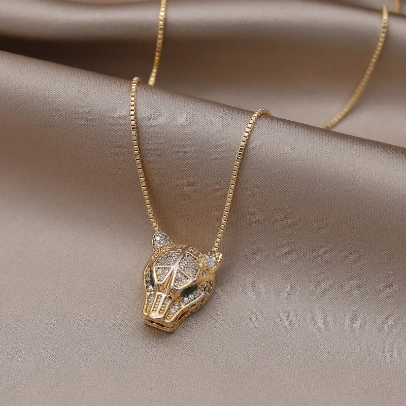 Copper Inlaid Zircon Leopard Pendant Necklace Sexy Clavicle Necklace