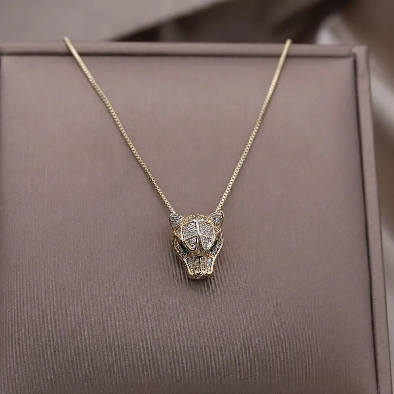 Copper Inlaid Zircon Leopard Pendant Necklace Sexy Clavicle Necklace