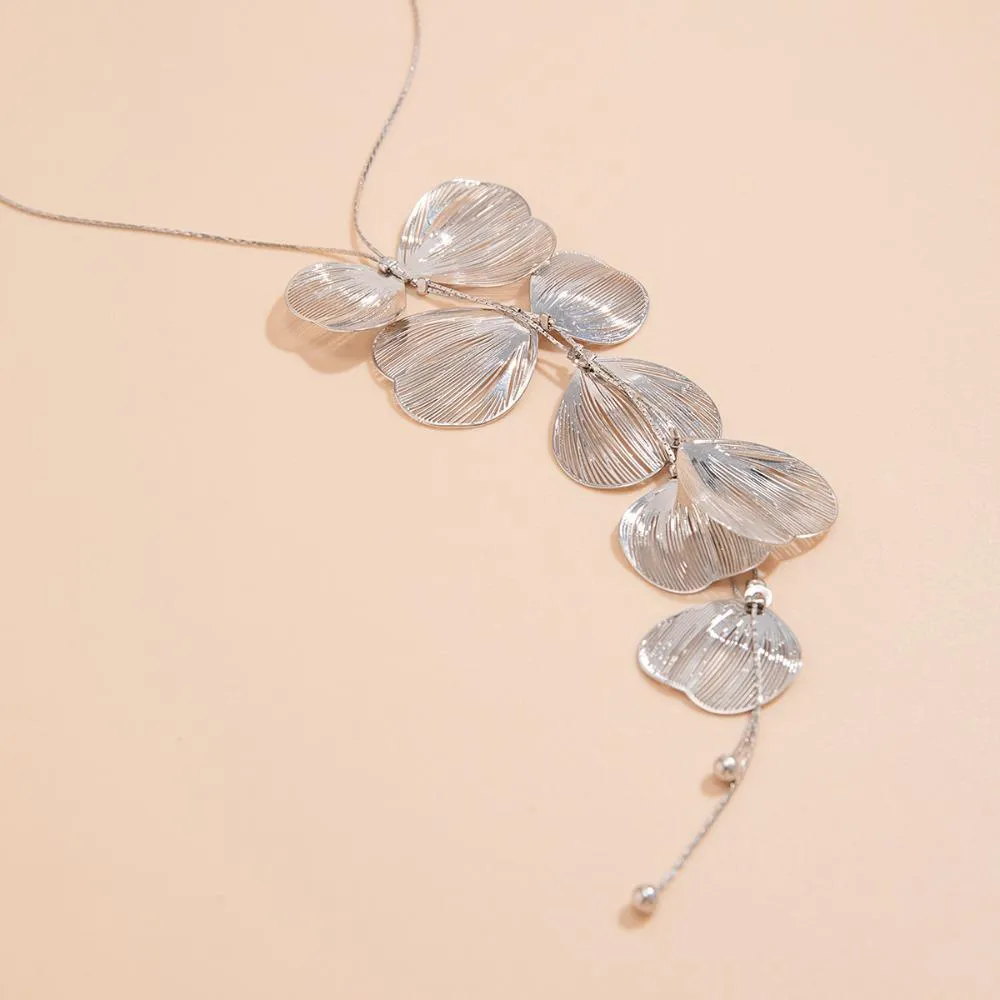 Kpop Flower Petal Pendant Choker Necklace