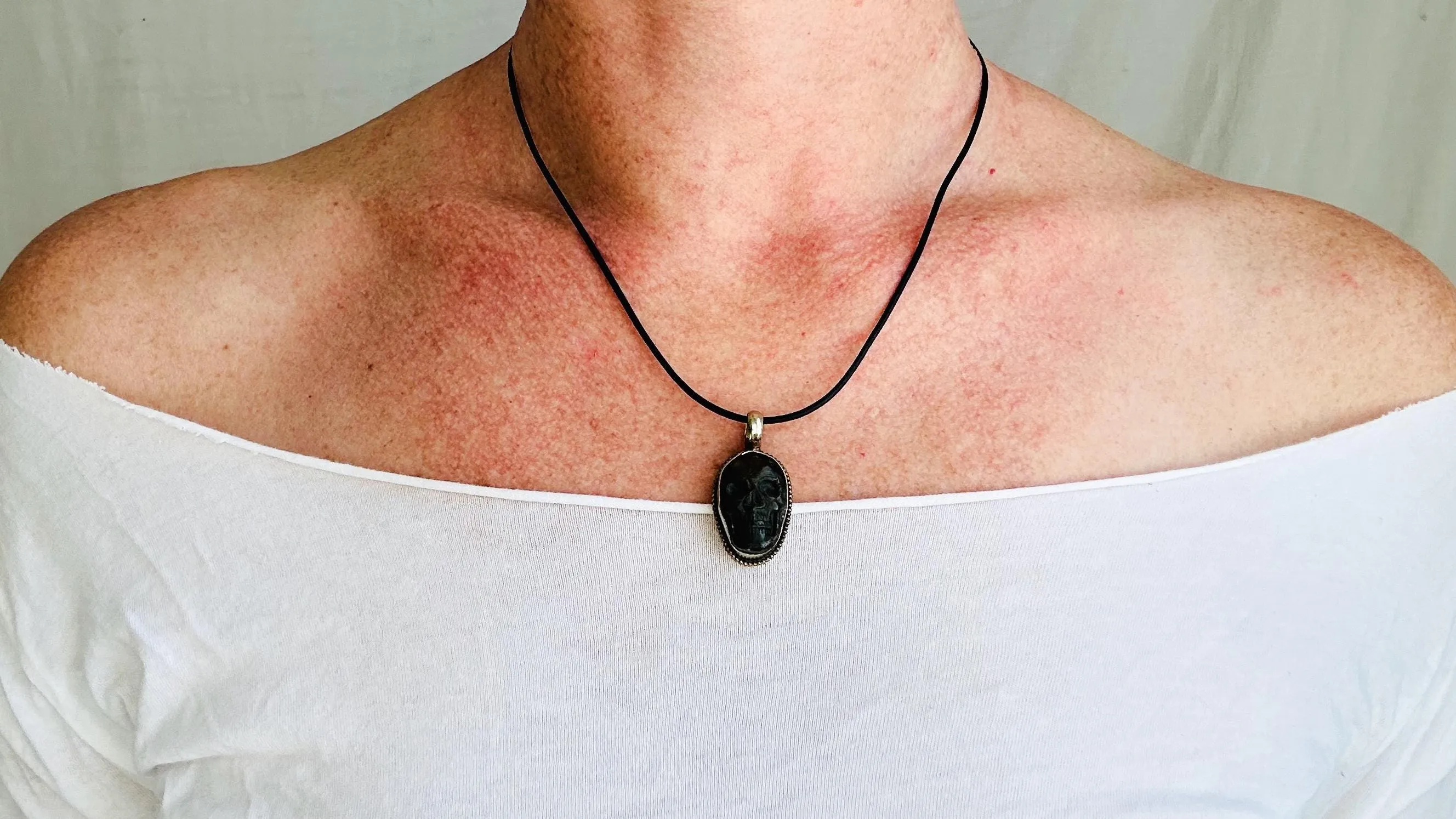 Labradorite Skull Pendant Necklace. Nepalese. 2284