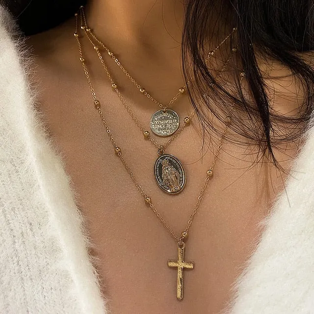 Multilayer Crystal Pendant Choker