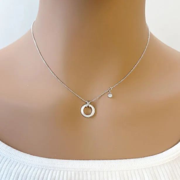 Round Mother of Pearl Necklace